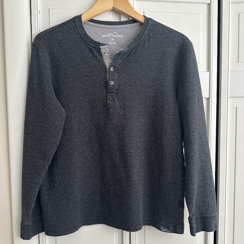 Eddie Bauer Men's Gray Henley shirt, size, size Medium